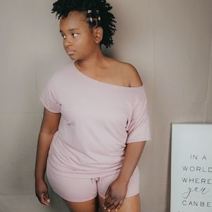 😎Video Lounging Around In Style Set Blush